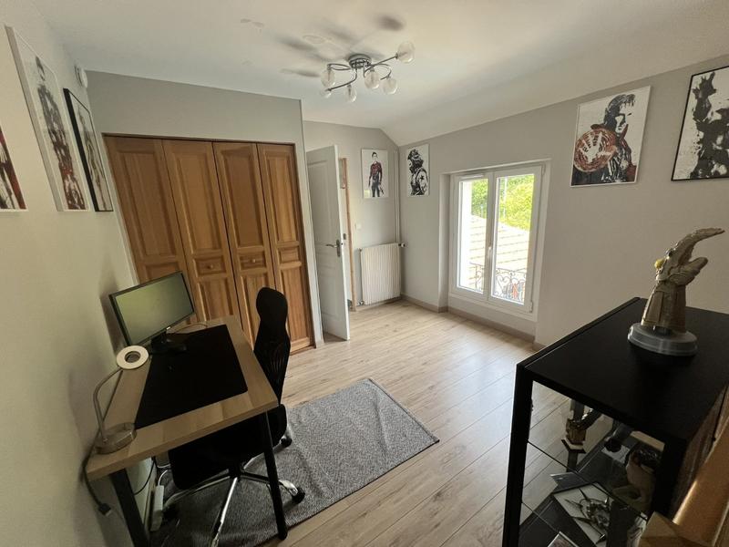 Maison - 100 m² - 6 pièces