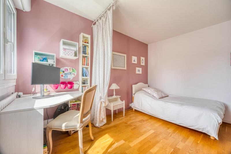 Appartement - 96 m² - 5 pièces