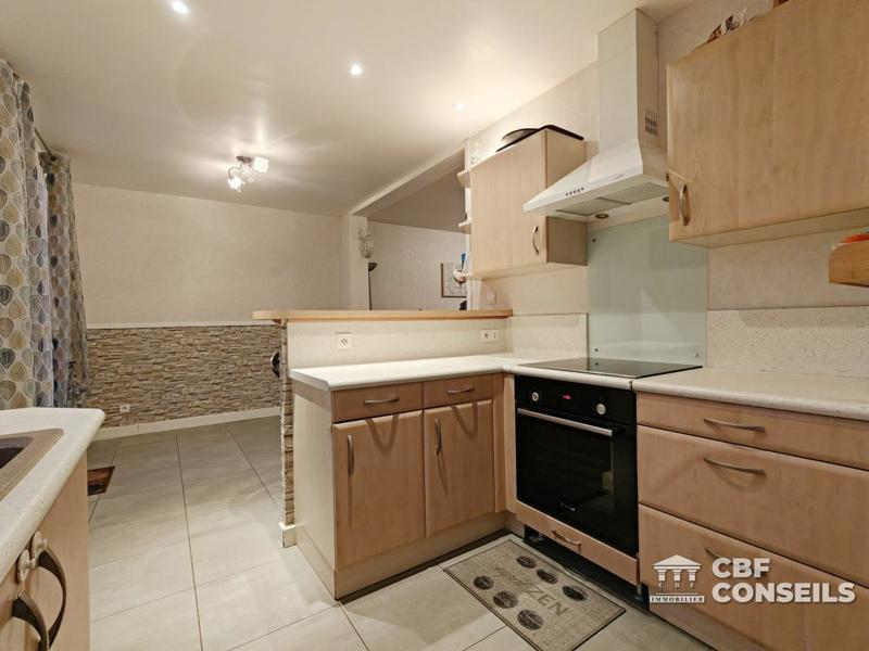 Maison - 95 m² - 5 pièces