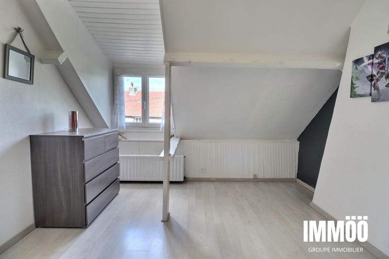 Maison - 89 m² - 5 pièces