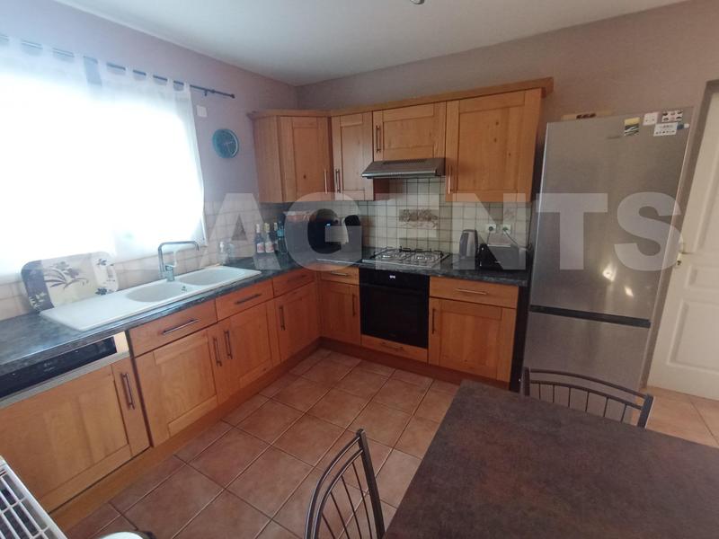 Maison - 96 m² - 4 pièces