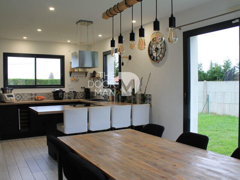 Maison - 87 m² - 4 pièces