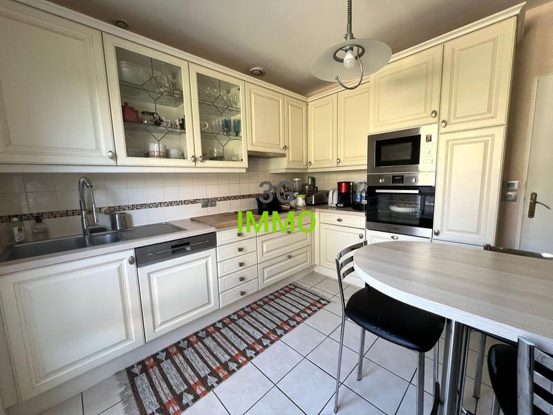 Maison - 130 m² - 7 pièces