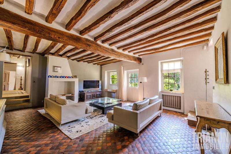 Propriété - 340 m² - 7 pièces