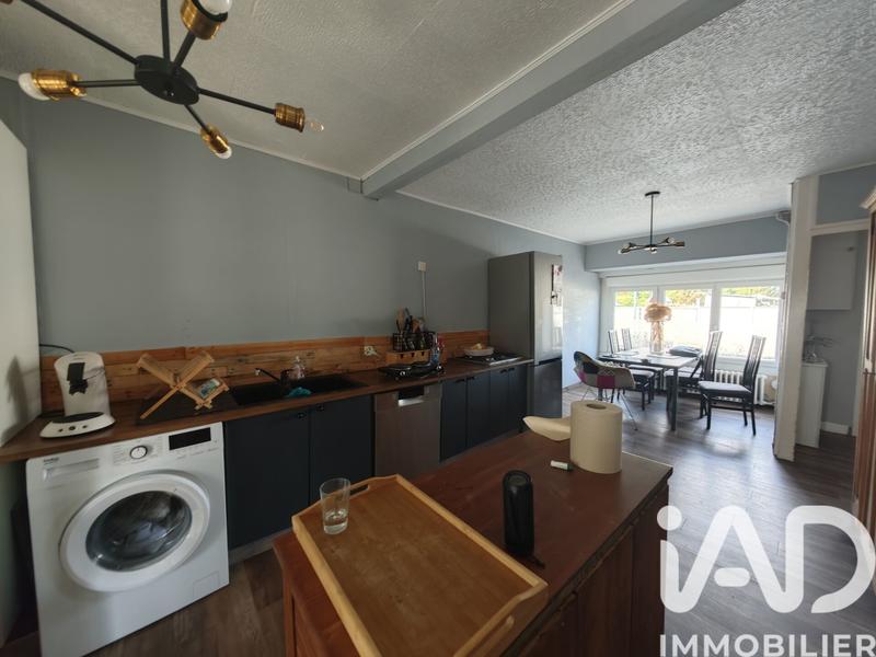 Maison - 90 m² - 5 pièces