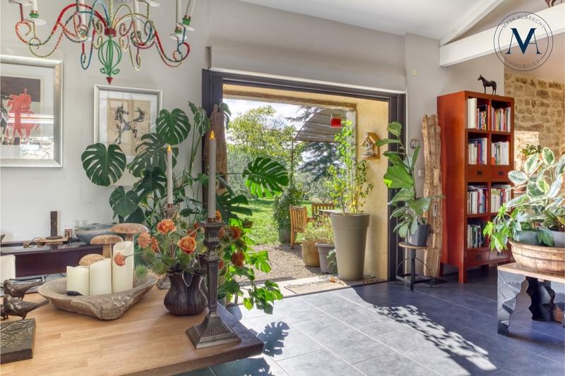 Haras - 400 m² - 7 pièces