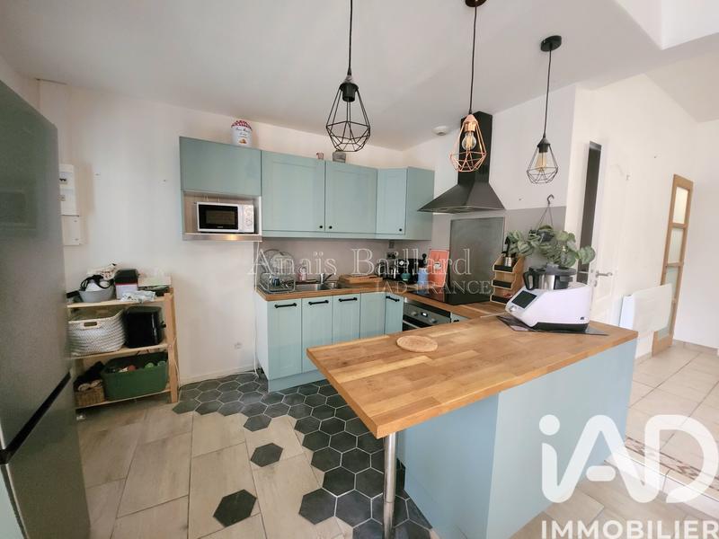 Appartement - 84 m² - 3 pièces
