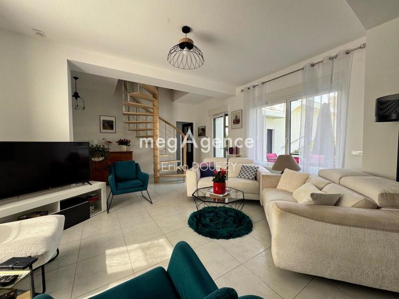 Maison - 160 m² - 6 pièces