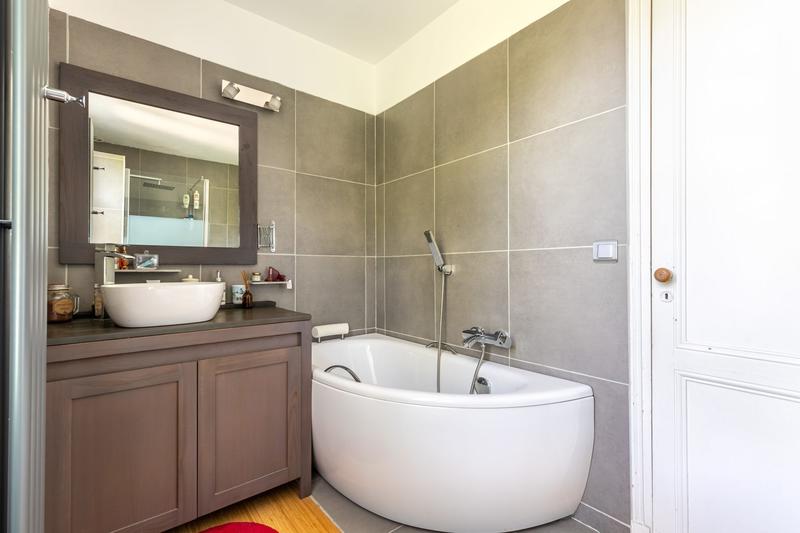 Maison - 260 m² - 7 pièces