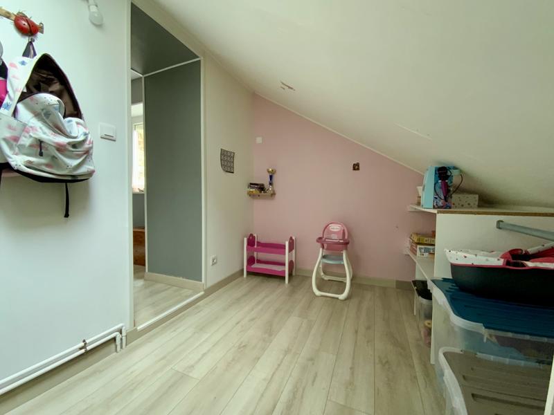 Maison - 138 m² - 8 pièces