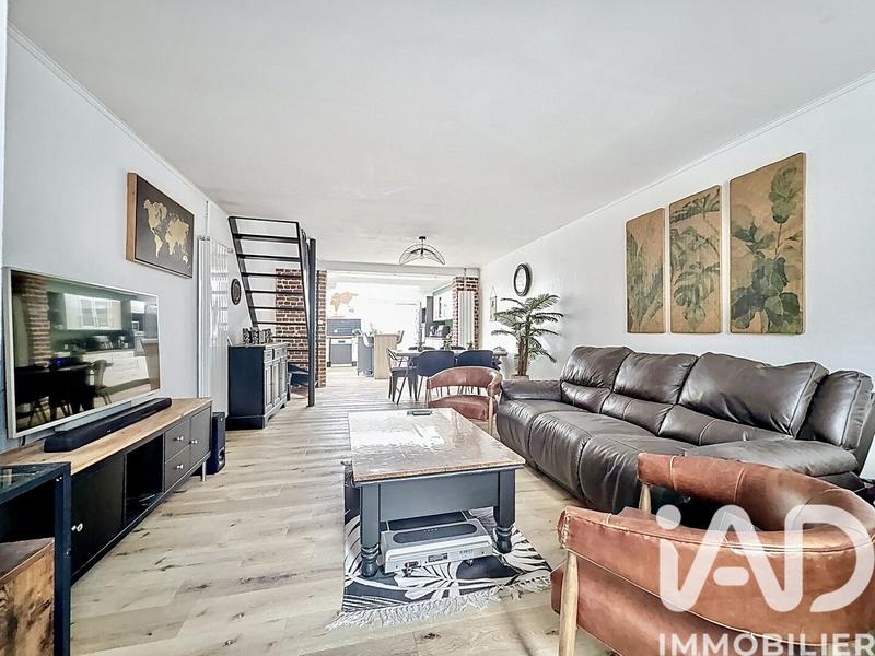 Maison - 94 m² - 5 pièces