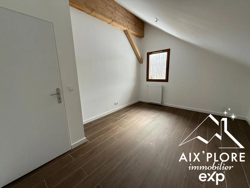 Maison - 98 m² - 4 pièces