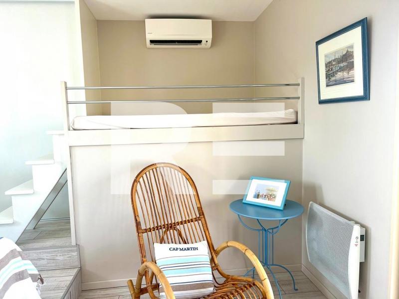 Maison - 350 m² - 12 pièces