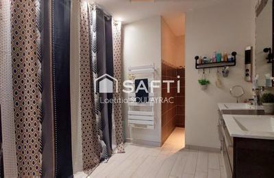 Maison - 205 m² - 5 pièces