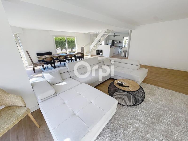 Maison - 155 m² - 6 pièces