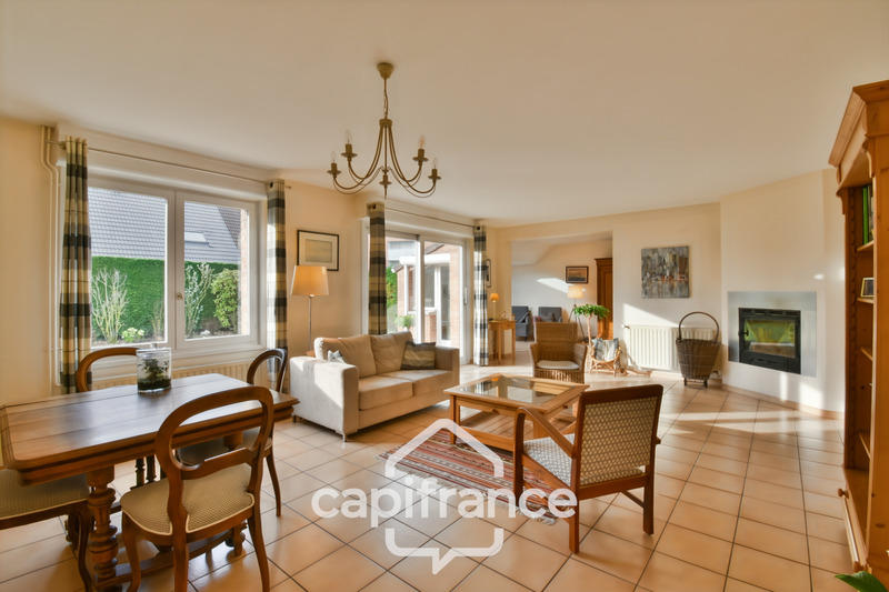 Maison - 137 m² - 6 pièces