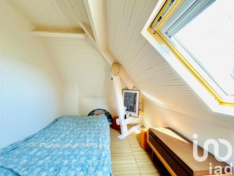 Maison - 202 m² - 8 pièces