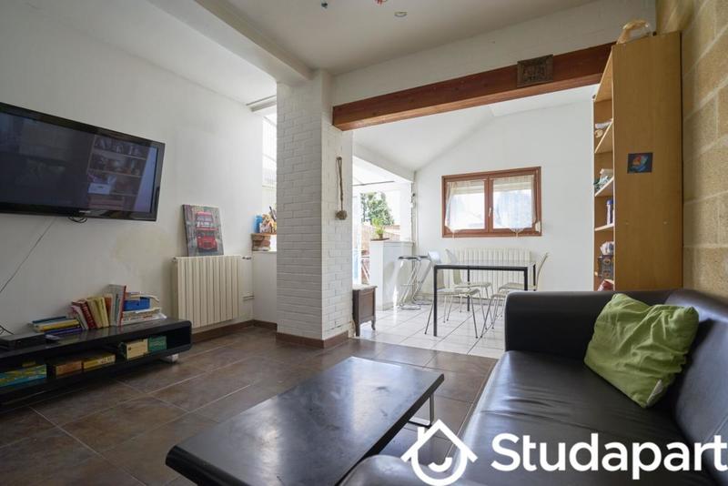 Chambre - 13 m² - 1 pièce