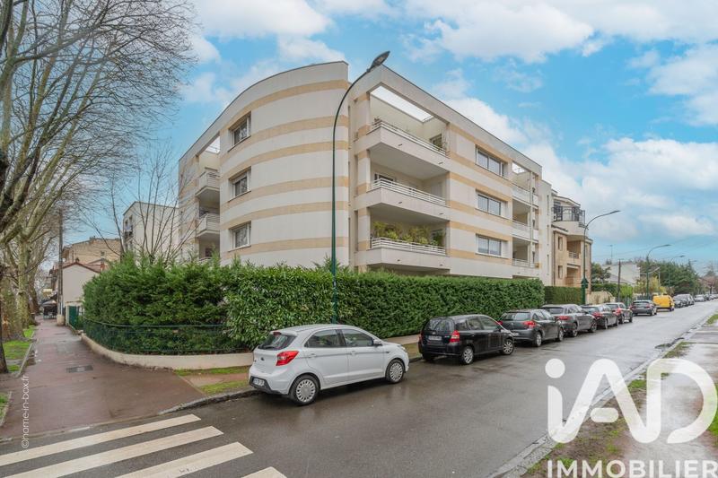 Appartement - 100 m² - 4 pièces