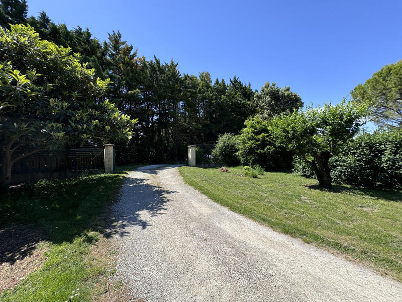 Maison - 246 m² - 8 pièces