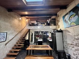 Loft - 68 m² - 2 pièces