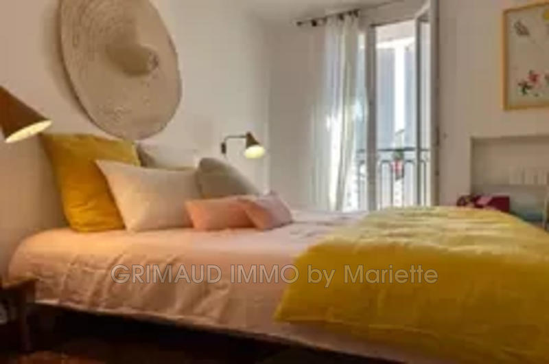 Maison - 202 m² - 5 pièces