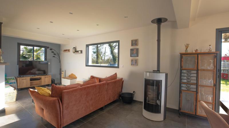 Maison - 142 m² - 6 pièces