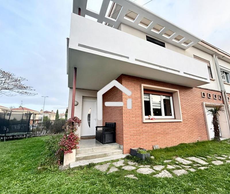 Maison - 120 m² - 4 pièces