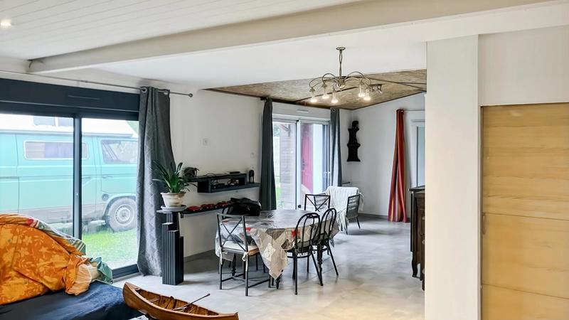 Maison - 105 m² - 4 pièces