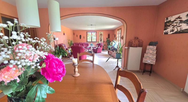 Maison - 203 m² - 6 pièces