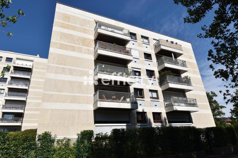 Appartement - 77 m² - 3 pièces