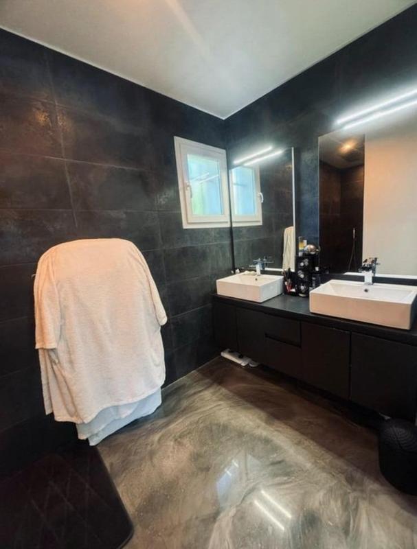 Villa - 153 m² - 5 pièces