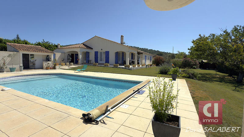 Maison - 144 m² - 6 pièces