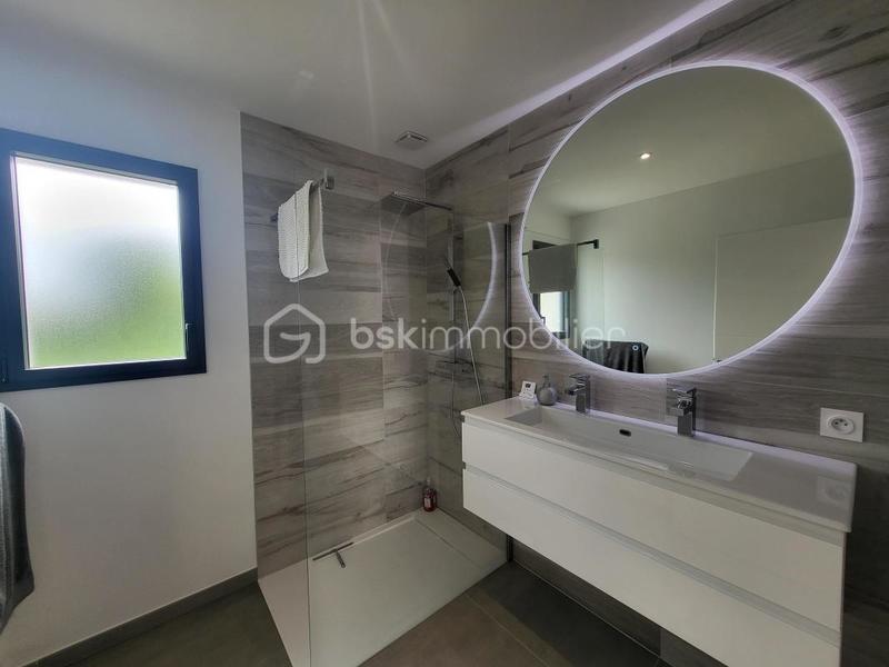 Maison de campagne - 120 m² - 4 pièces