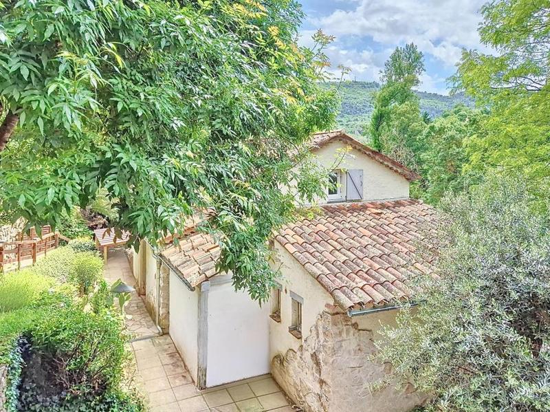 Mas - 189 m² - 7 pièces