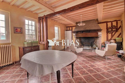 Maison - 177 m² - 5 pièces