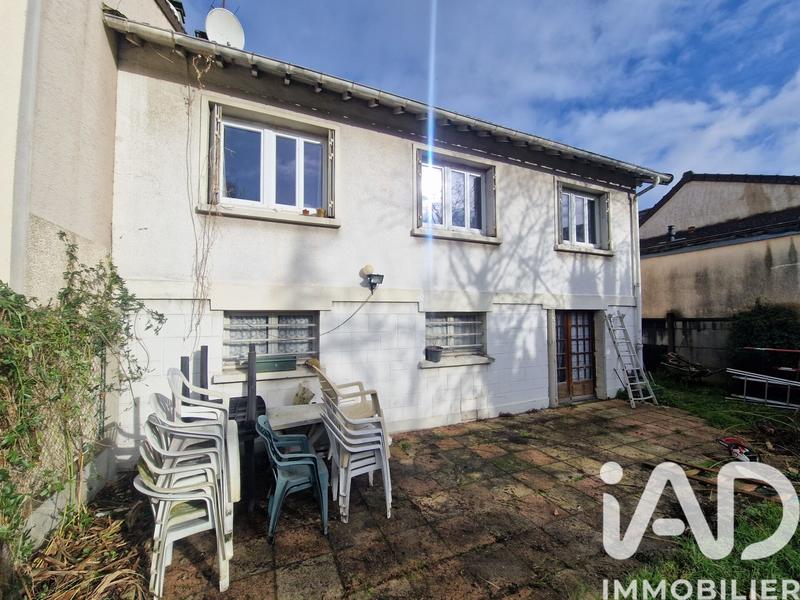 Maison - 90 m² - 5 pièces