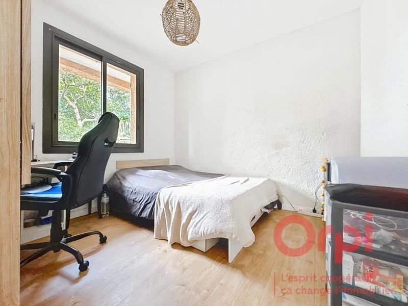 Maison - 146 m² - 8 pièces