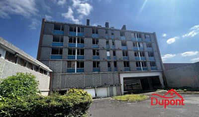 Immeuble - 1 353 m² - 6 pièces