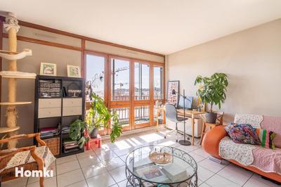 Appartement - 94 m² - 4 pièces