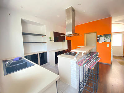 Appartement - 190 m² - 5 pièces