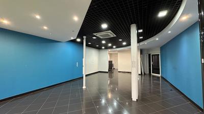 Local commercial - 70 m²