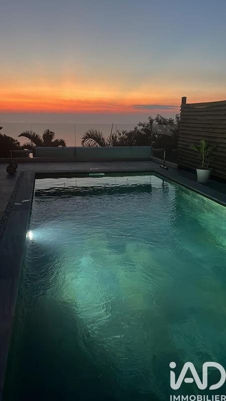 Maison - 161 m² - 5 pièces