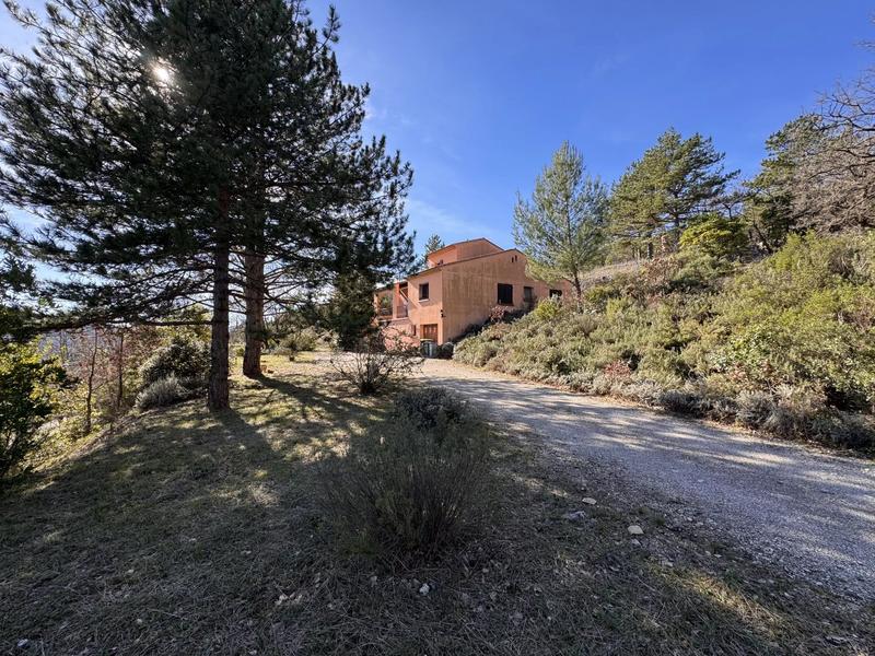 Maison - 115 m² - 4 pièces