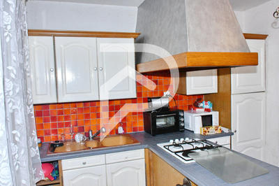 Maison - 152 m² - 7 pièces