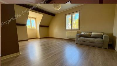 Maison - 180 m² - 11 pièces