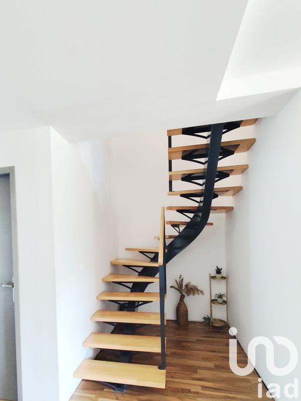 Maison - 195 m² - 7 pièces