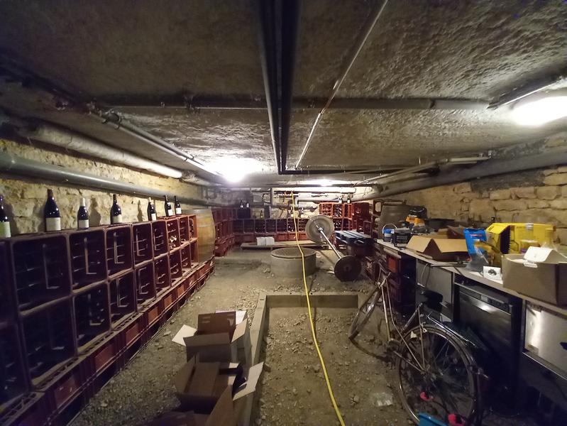 Magasins - 300 m² - 12 pièces