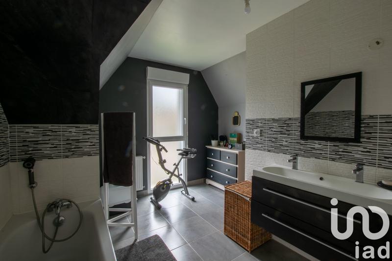 Maison - 142 m² - 6 pièces