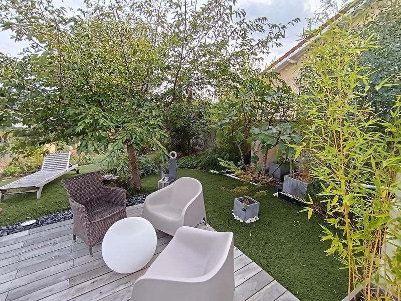 Maison - 104 m² - 4 pièces